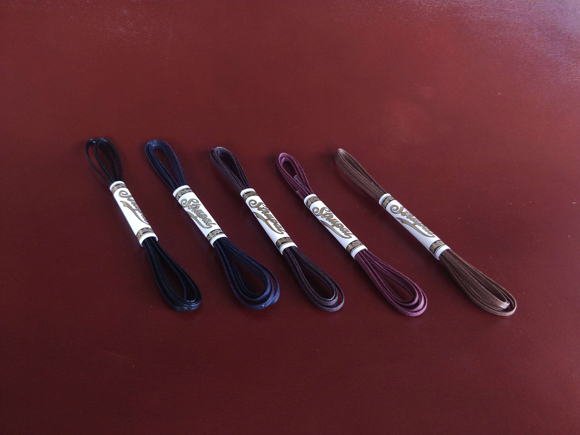 Group of strupai shoe laces 